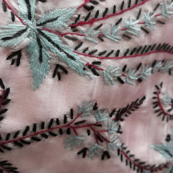 Saree - Picture 8 of 8